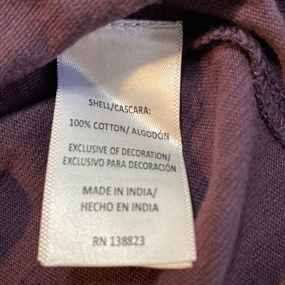 Sample- Shyanne Women’s Floral Blouse - Picture 3 of 3